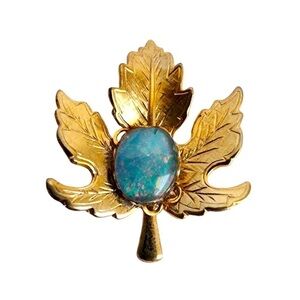 Vintage Opal Maple Leaf Brooch Gold Tone Iridescent Fall Pin Small